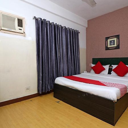 Oyo 4219 Ratnakar Residency Hotel Calcuta Exterior foto