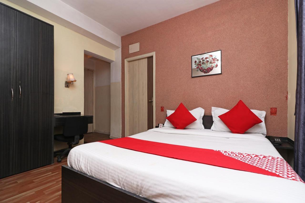 Oyo 4219 Ratnakar Residency Hotel Calcuta Exterior foto